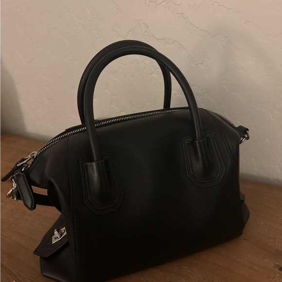 Givenchy small antigona small - Picture 2 of 5